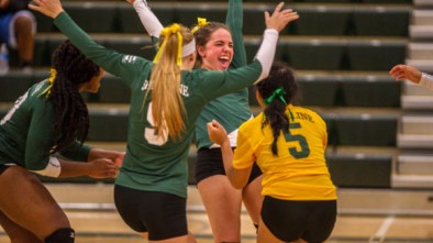 Volleyball Everett CC @ Shoreline CC