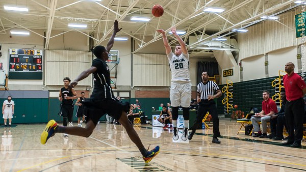 Men's basketball, Olympic at Shoreline CC