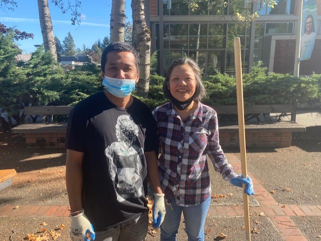 Campus Clean Up Day Particpants
