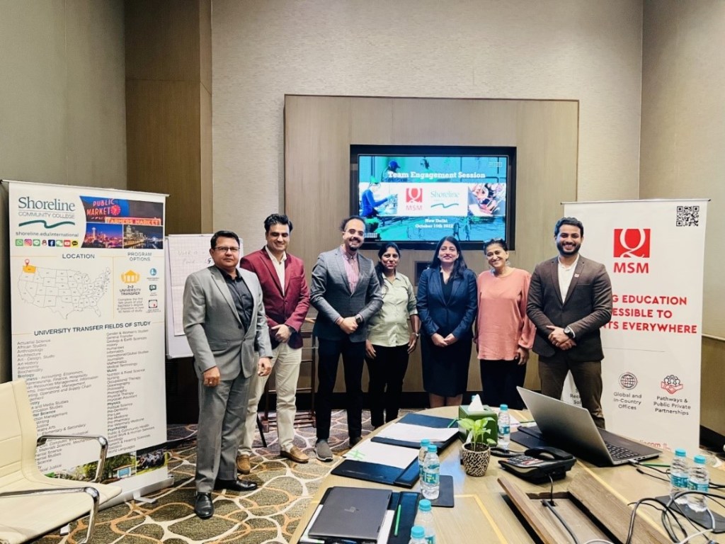 IE Global Trip teem meeting photo