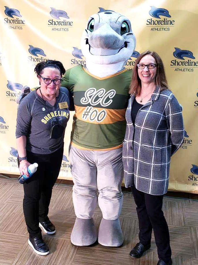 group photo with SCC Dolphie