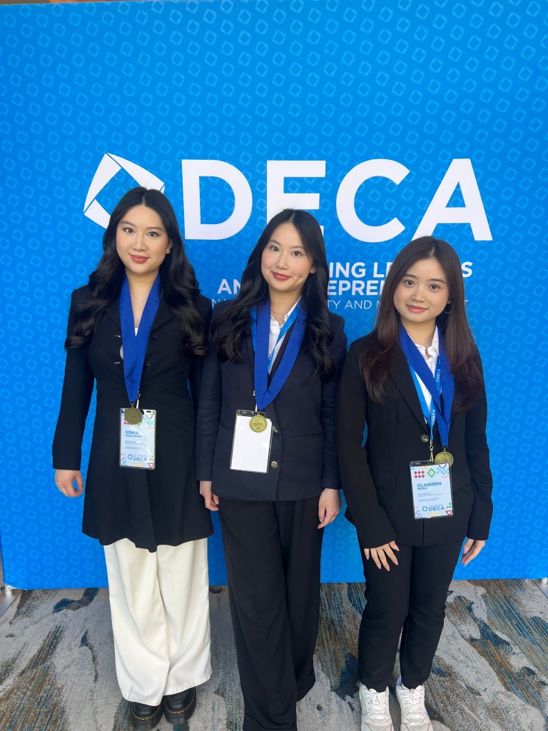 Photo of DECA students.